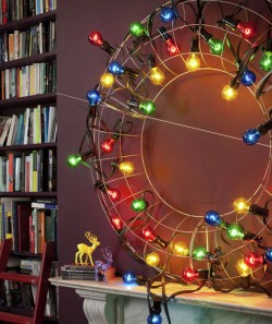 Eccentric illuminated wreath