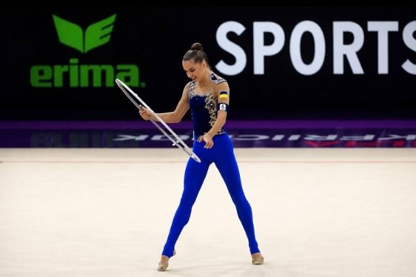 Taisiia Onofriichuk performing with the hoop at the 2026 World Championships in Frankfurt